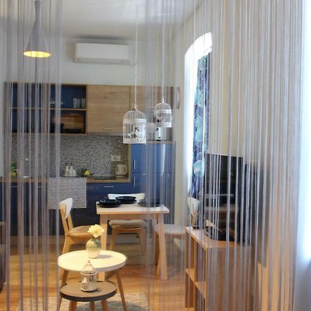 Cozy Apartment In Center Of Fiume Esterno foto