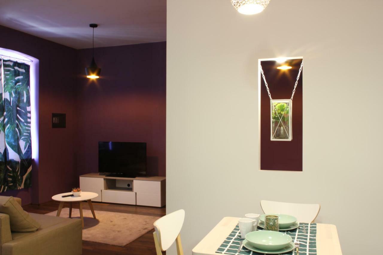 Cozy Apartment In Center Of Fiume Esterno foto