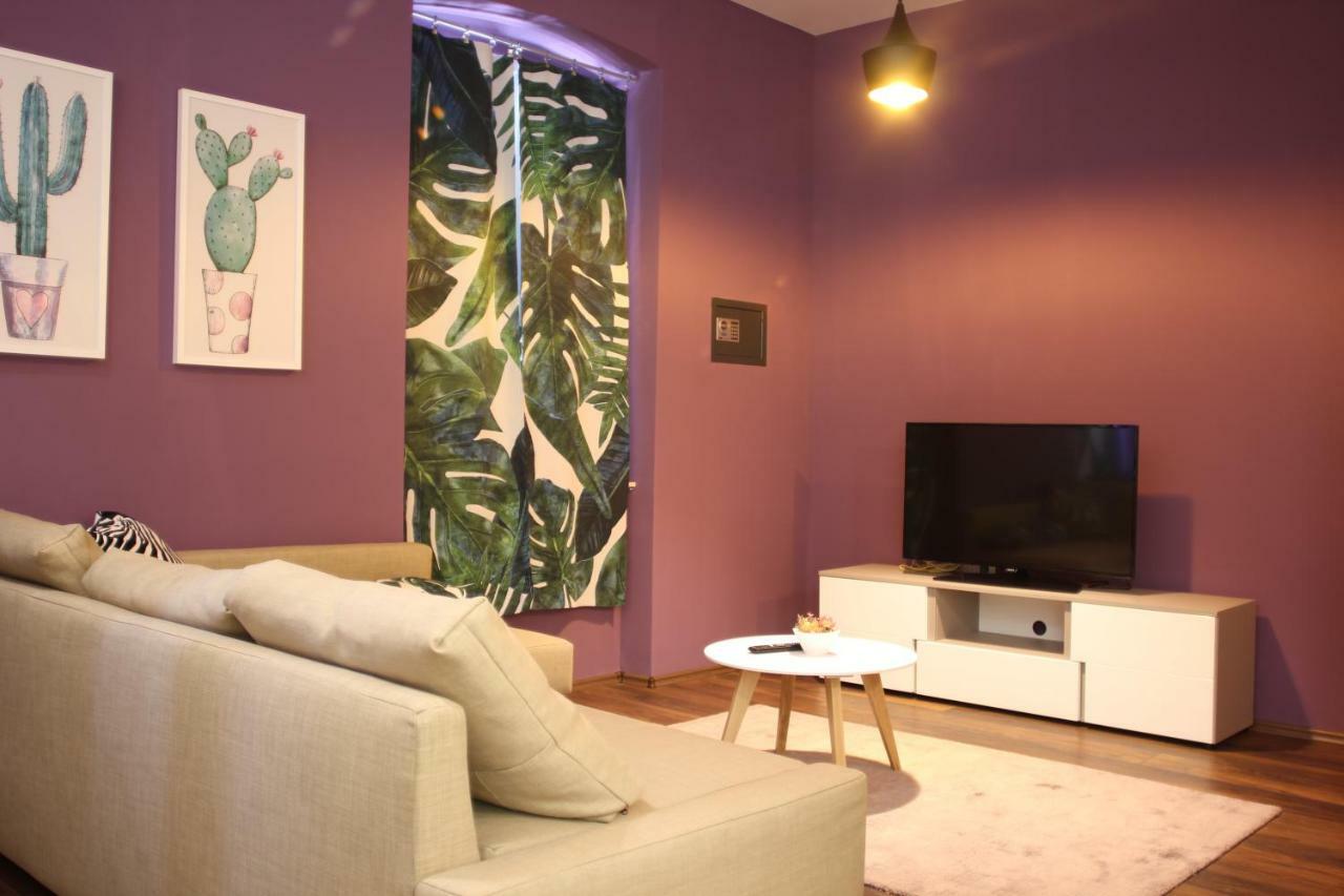 Cozy Apartment In Center Of Fiume Esterno foto